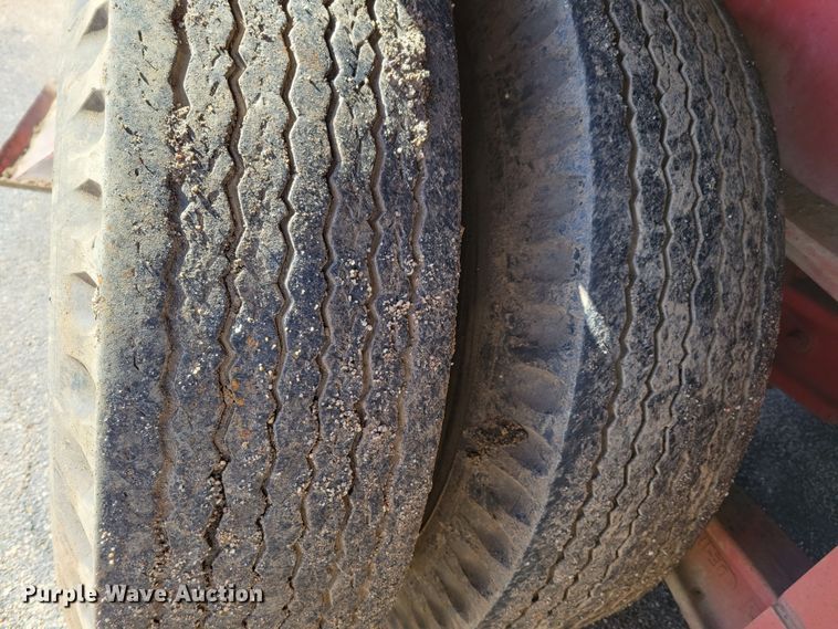 image for item DM8229 1990 Link Belt HC-78C  crane