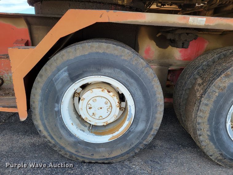 image for item DM8229 1990 Link Belt HC-78C  crane