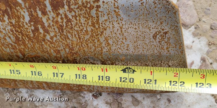 image for item DM8230 2013 Caterpillar D4K2 LGP  dozer