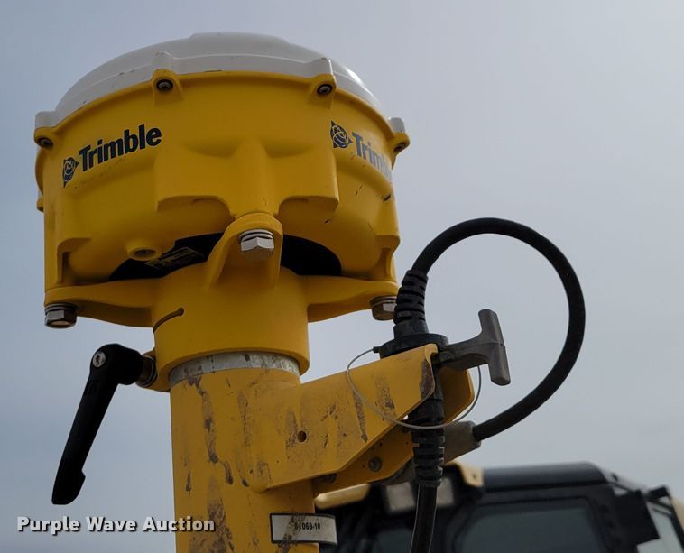 image for item DM8230 2013 Caterpillar D4K2 LGP  dozer