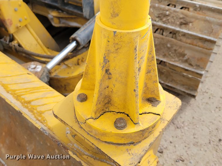 image for item DM8230 2013 Caterpillar D4K2 LGP  dozer