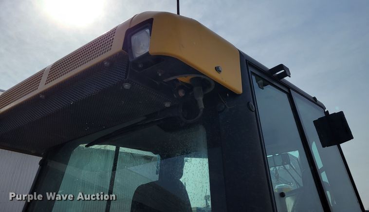 image for item DM8230 2013 Caterpillar D4K2 LGP  dozer