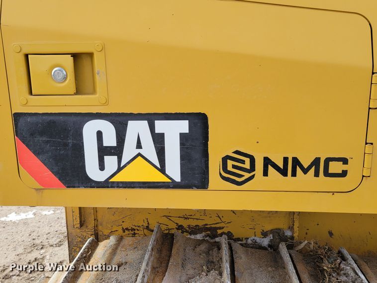 image for item DM8230 2013 Caterpillar D4K2 LGP  dozer