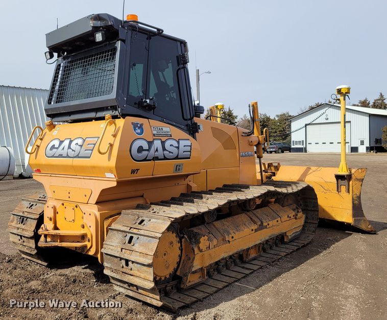image for item DM8231 2012 Case 1650L  dozer