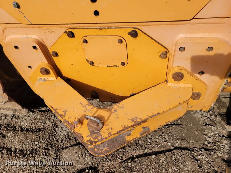 image for item DM8231 2012 Case 1650L  dozer