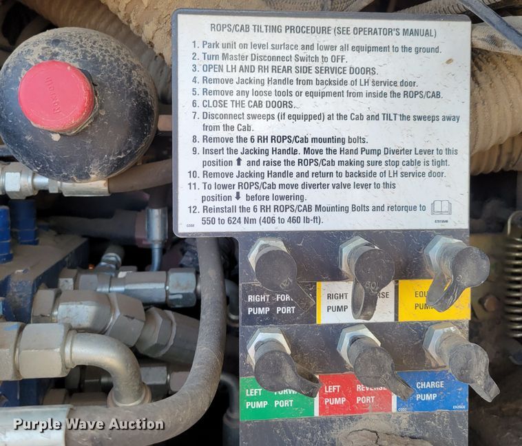 image for item DM8231 2012 Case 1650L  dozer