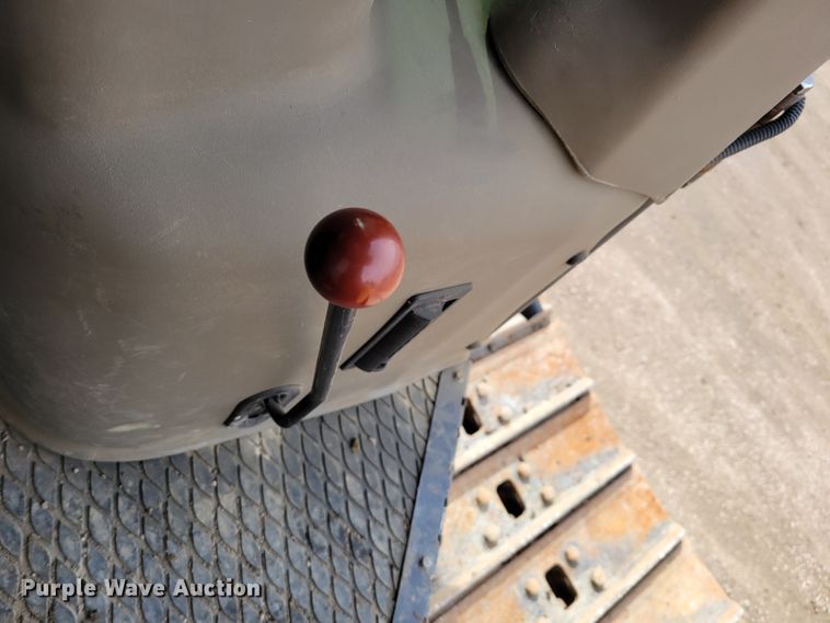 image for item DM8231 2012 Case 1650L  dozer