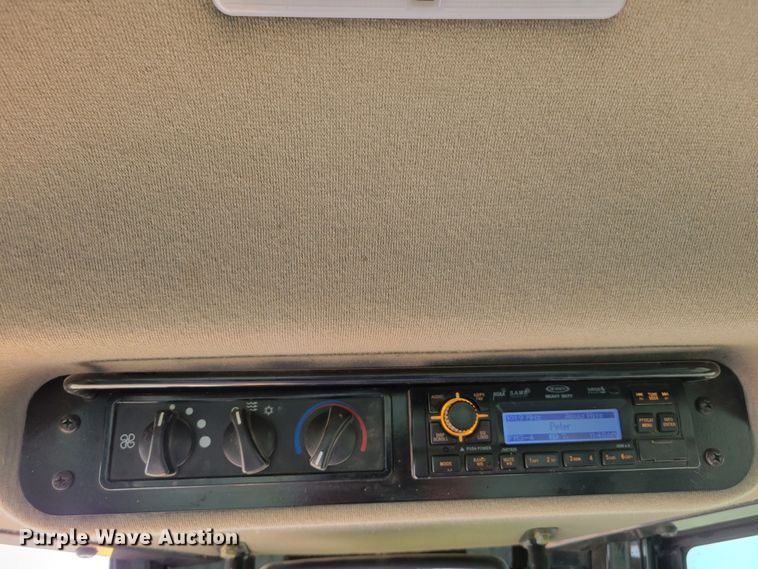 image for item DM8231 2012 Case 1650L  dozer