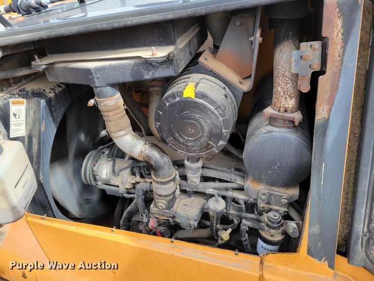 image for item DM8231 2012 Case 1650L  dozer