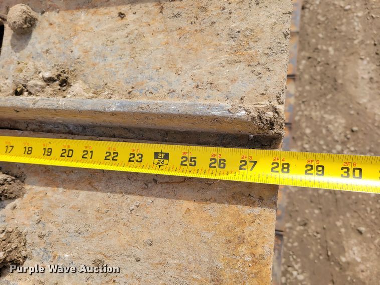 image for item DM8231 2012 Case 1650L  dozer