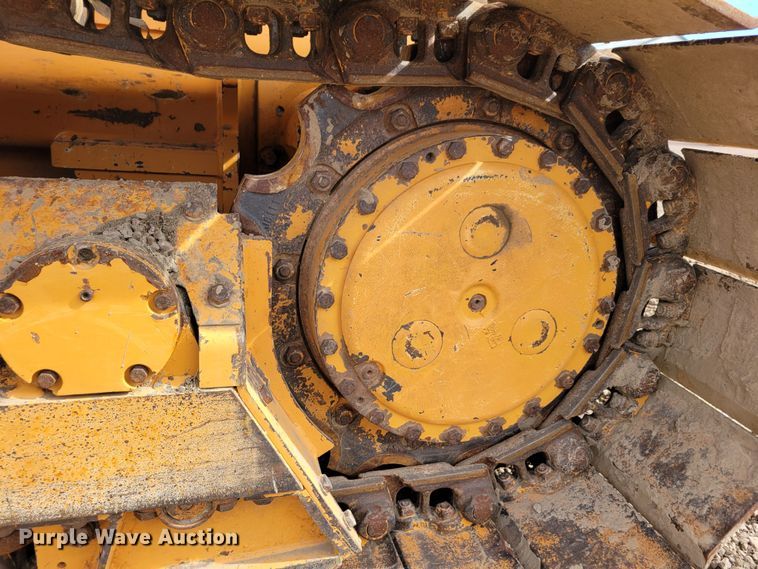 image for item DM8231 2012 Case 1650L  dozer