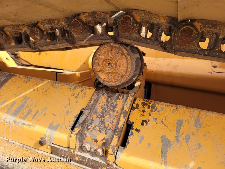 image for item DM8231 2012 Case 1650L  dozer