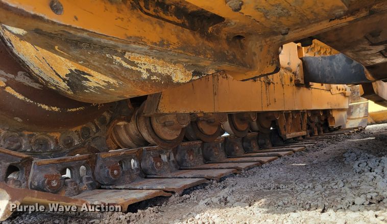 image for item DM8231 2012 Case 1650L  dozer