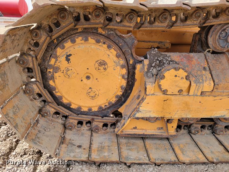 image for item DM8231 2012 Case 1650L  dozer
