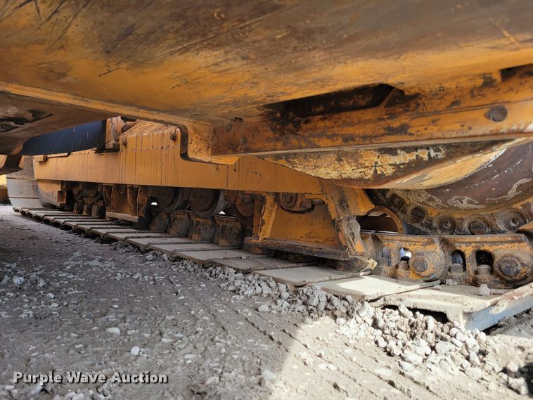 image for item DM8231 2012 Case 1650L  dozer