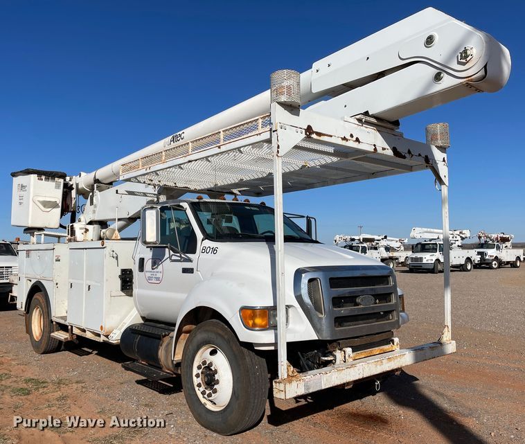 image for item DN4551 2006 Ford F750 Super Duty  bucket truck