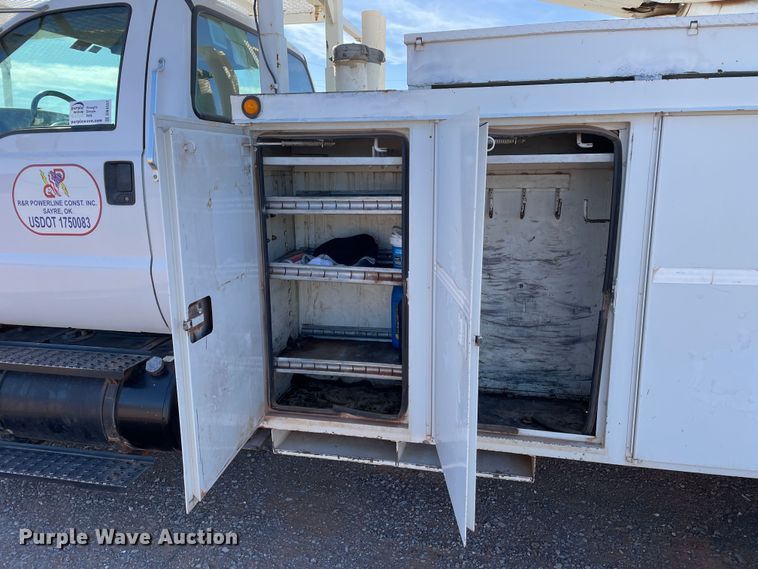 image for item DN4551 2006 Ford F750 Super Duty  bucket truck