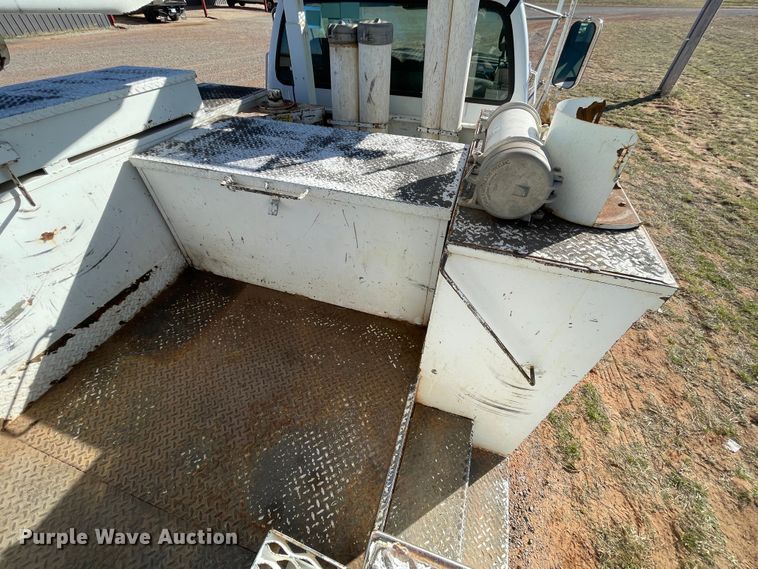 image for item DN4551 2006 Ford F750 Super Duty  bucket truck