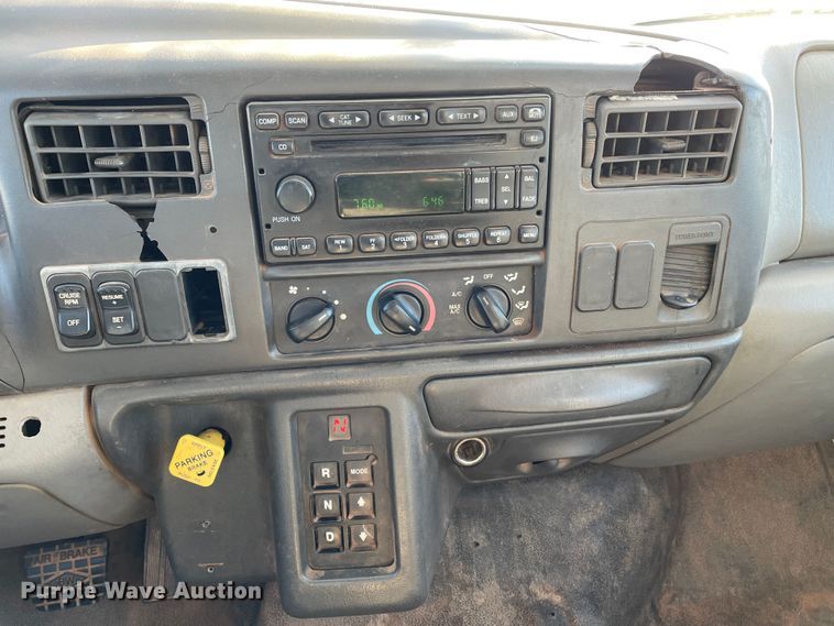 image for item DN4551 2006 Ford F750 Super Duty  bucket truck