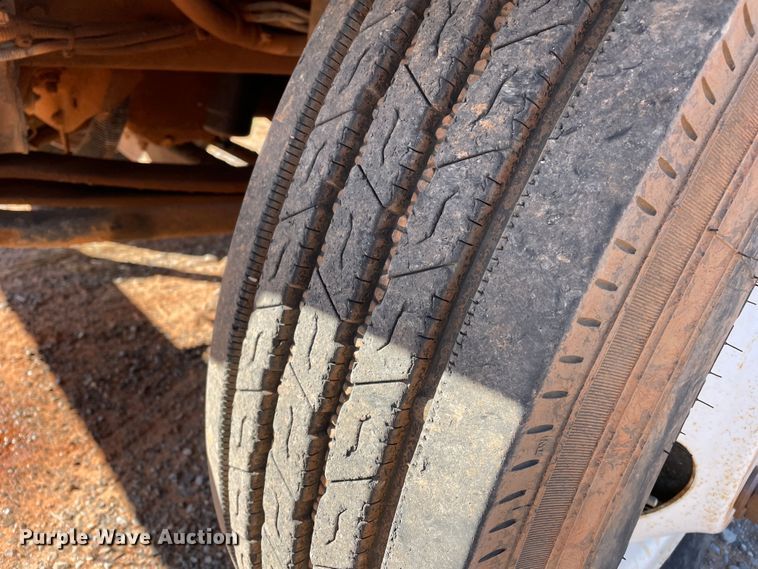 image for item DN4551 2006 Ford F750 Super Duty  bucket truck