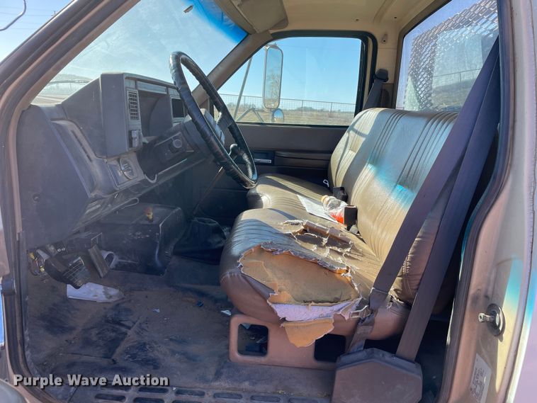 image for item DN4552 1998 Chevrolet C6500  line tensioner truck