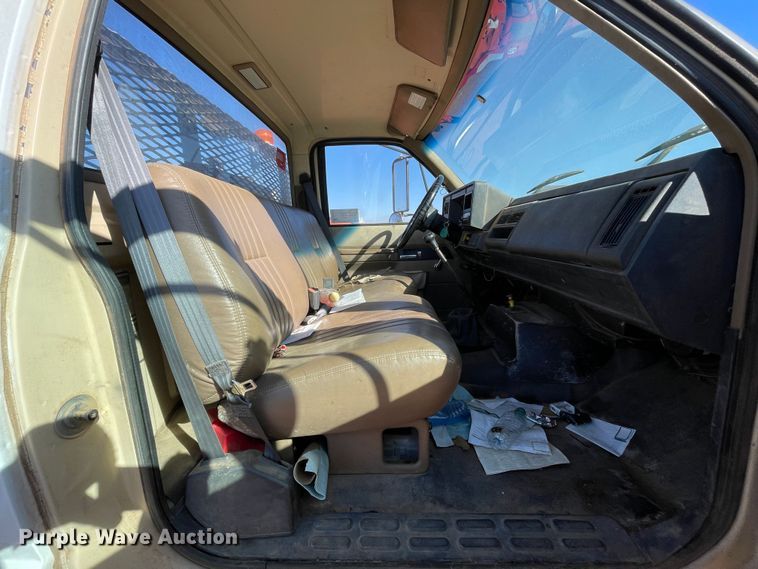 image for item DN4552 1998 Chevrolet C6500  line tensioner truck