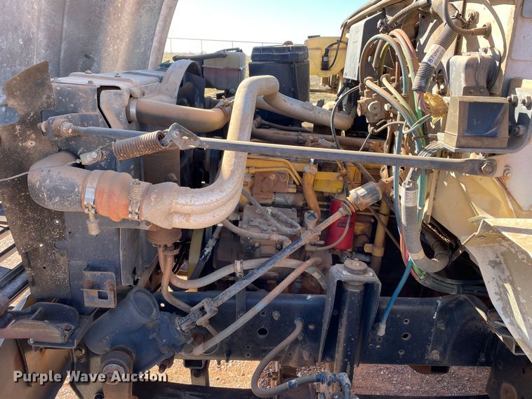 image for item DN4552 1998 Chevrolet C6500  line tensioner truck