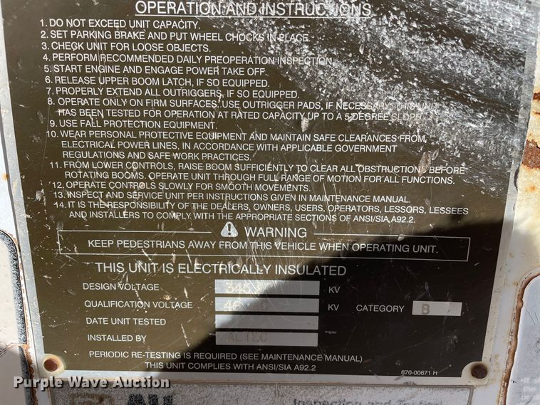 image for item DN4553 2005 International 4300  bucket truck