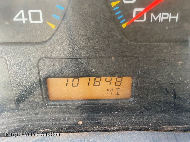 image for item DN4553 2005 International 4300  bucket truck