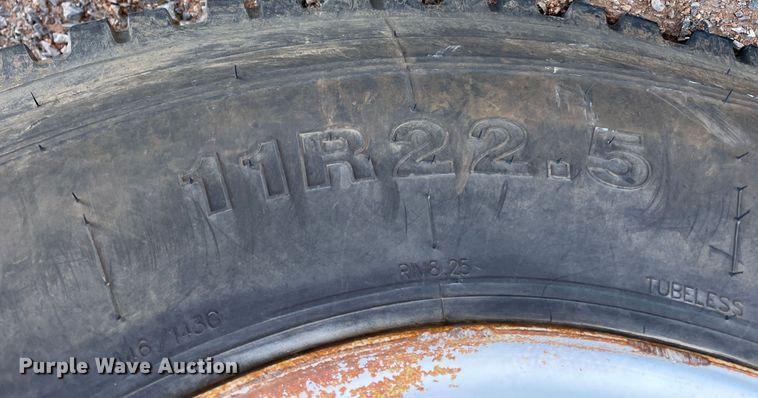 image for item DN4553 2005 International 4300  bucket truck