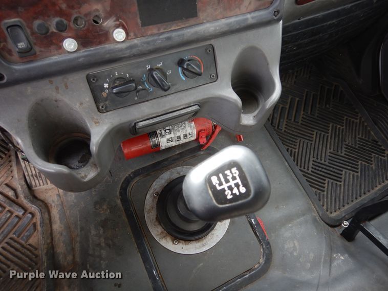 image for item DN6298 2004 Freightliner M2  utility / service truck