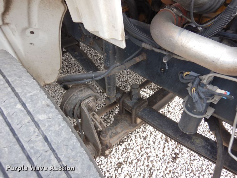 image for item DN6298 2004 Freightliner M2  utility / service truck