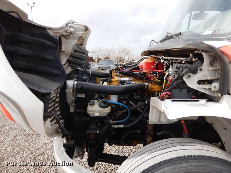 image for item DN6298 2004 Freightliner M2  utility / service truck