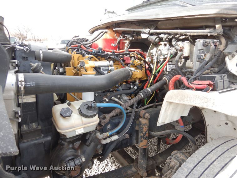 image for item DN6298 2004 Freightliner M2  utility / service truck