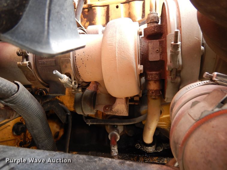 image for item DN6298 2004 Freightliner M2  utility / service truck