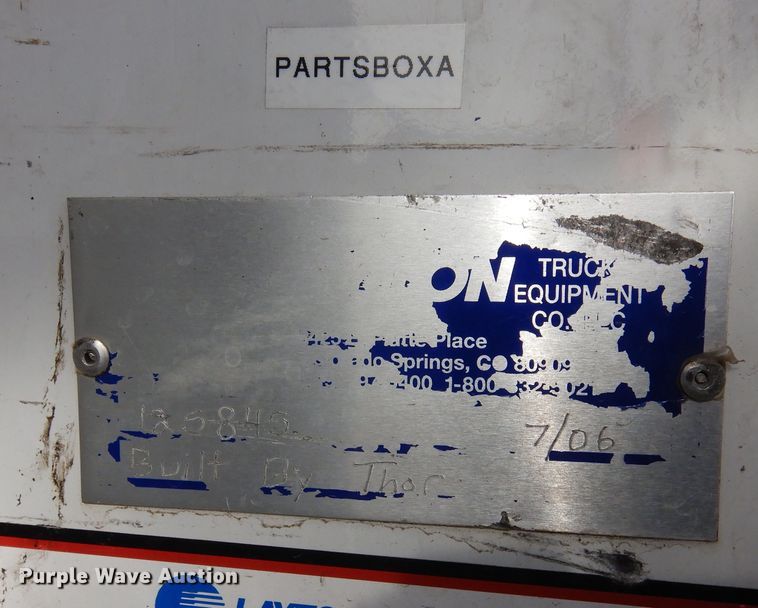 image for item DN6298 2004 Freightliner M2  utility / service truck