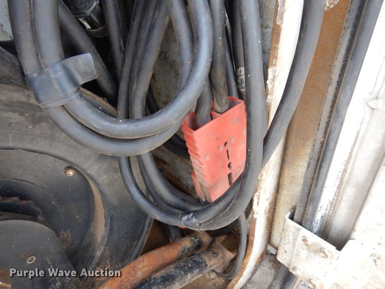 image for item DN6298 2004 Freightliner M2  utility / service truck