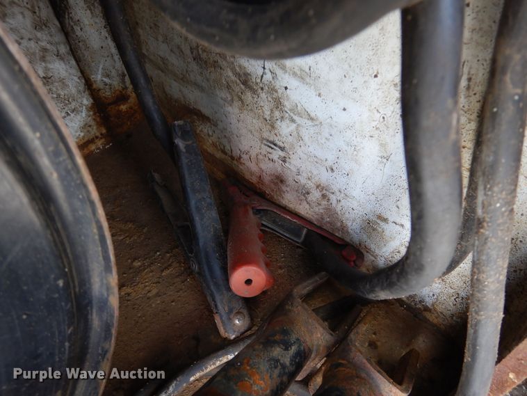 image for item DN6298 2004 Freightliner M2  utility / service truck