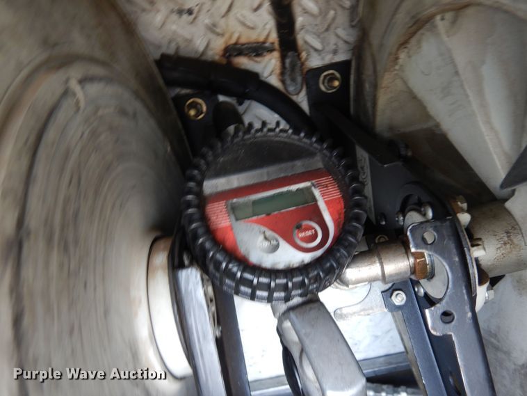 image for item DN6298 2004 Freightliner M2  utility / service truck