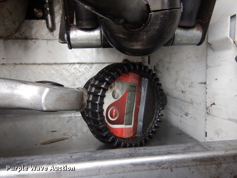 image for item DN6298 2004 Freightliner M2  utility / service truck