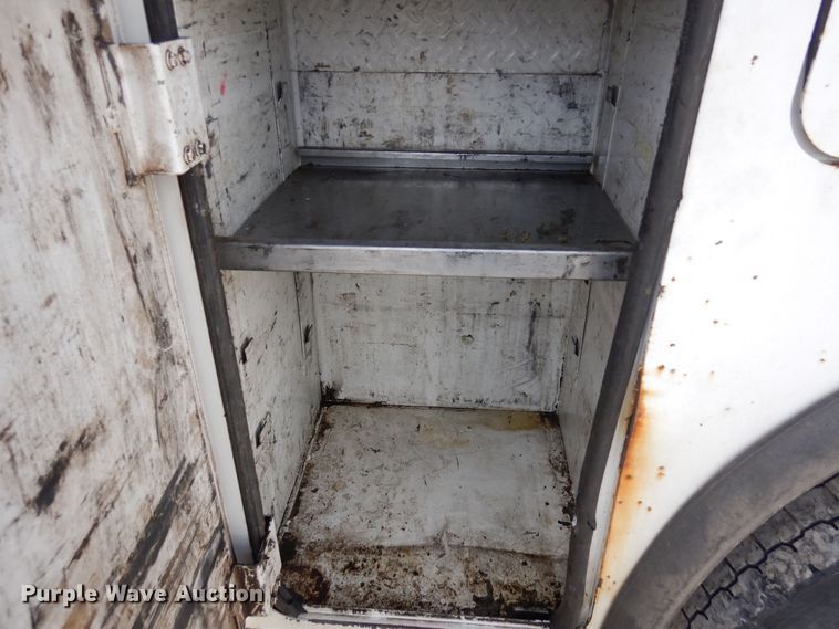 image for item DN6298 2004 Freightliner M2  utility / service truck