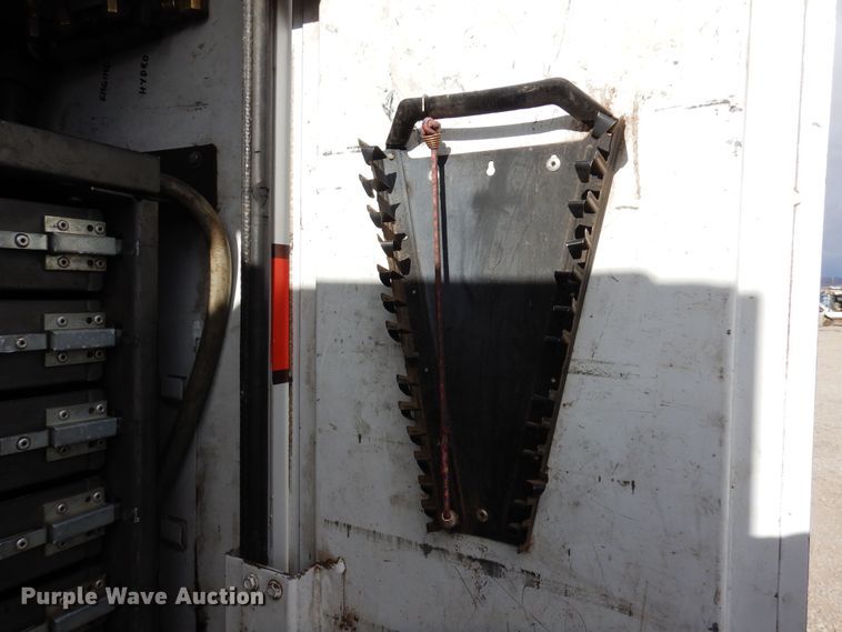 image for item DN6298 2004 Freightliner M2  utility / service truck