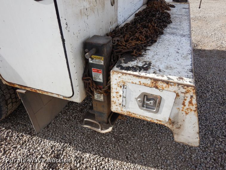 image for item DN6298 2004 Freightliner M2  utility / service truck