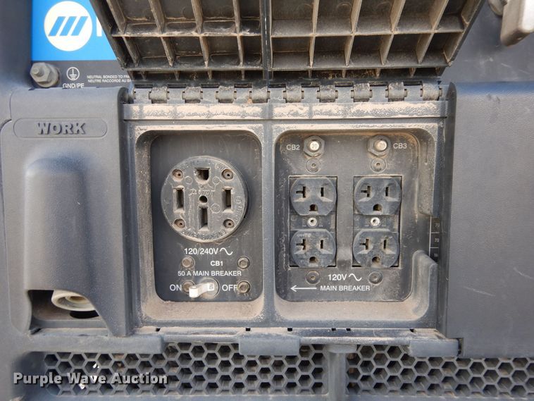 image for item DN6298 2004 Freightliner M2  utility / service truck