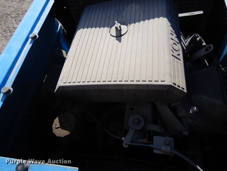 image for item DN6298 2004 Freightliner M2  utility / service truck