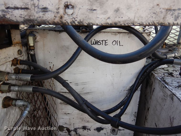 image for item DN6298 2004 Freightliner M2  utility / service truck