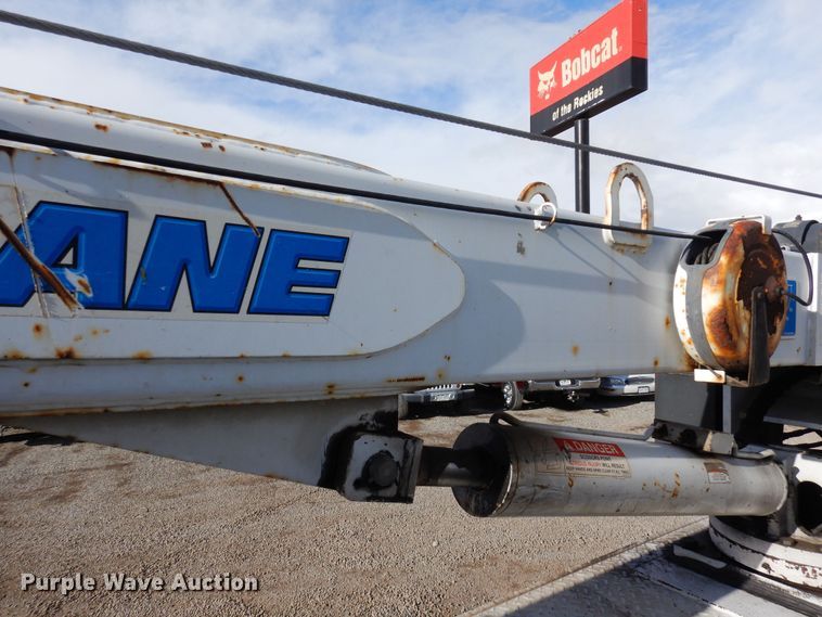 image for item DN6298 2004 Freightliner M2  utility / service truck