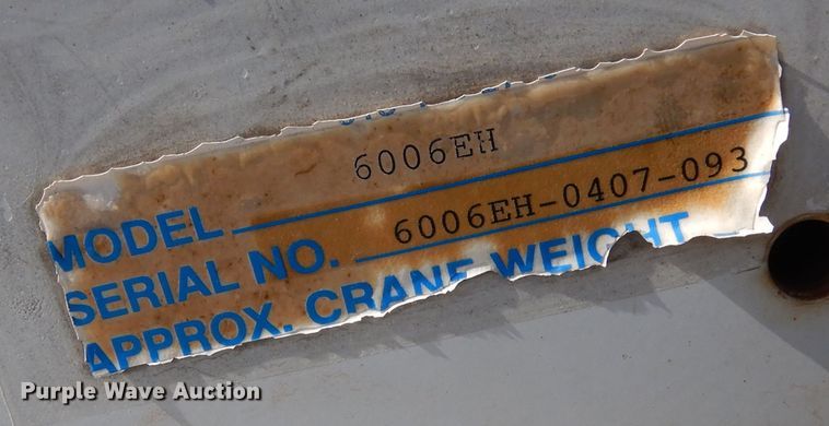 image for item DN6298 2004 Freightliner M2  utility / service truck