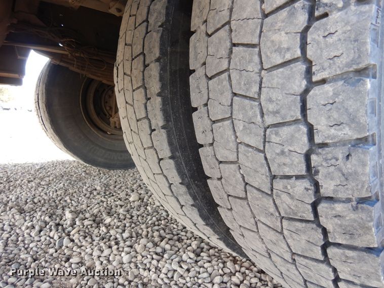 image for item DN6298 2004 Freightliner M2  utility / service truck