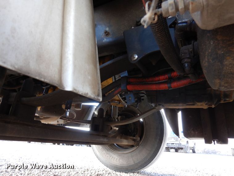 image for item DN6298 2004 Freightliner M2  utility / service truck